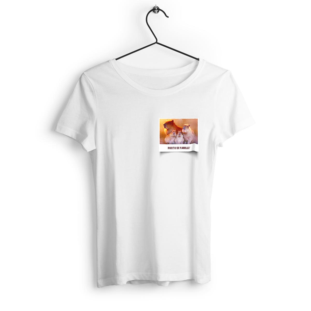 Image back Le T-Shirt Femme Top Qualité : Photo de famille : Les Capybaras