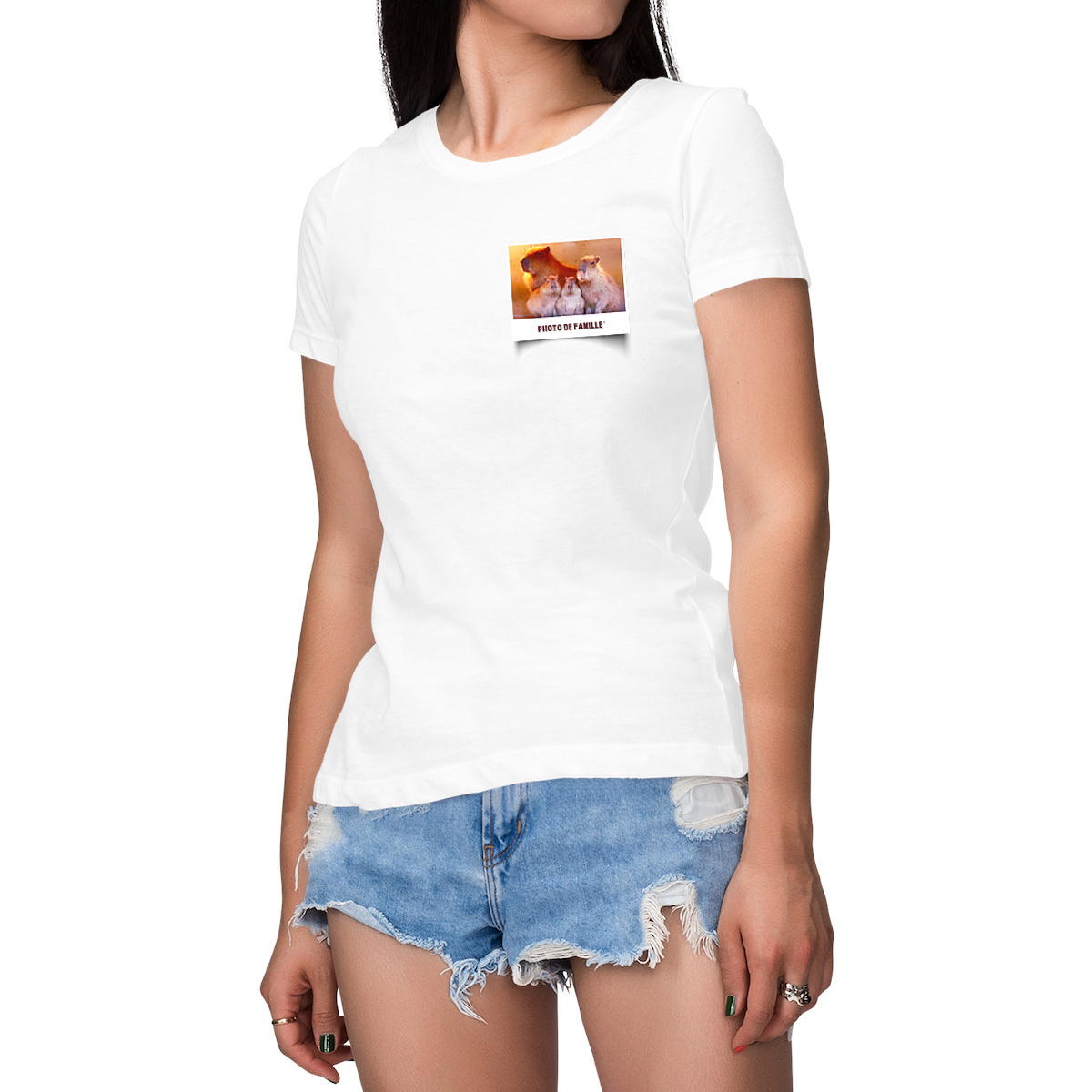 Image front Le T-Shirt Femme Top Qualité : Photo de famille : Les Capybaras