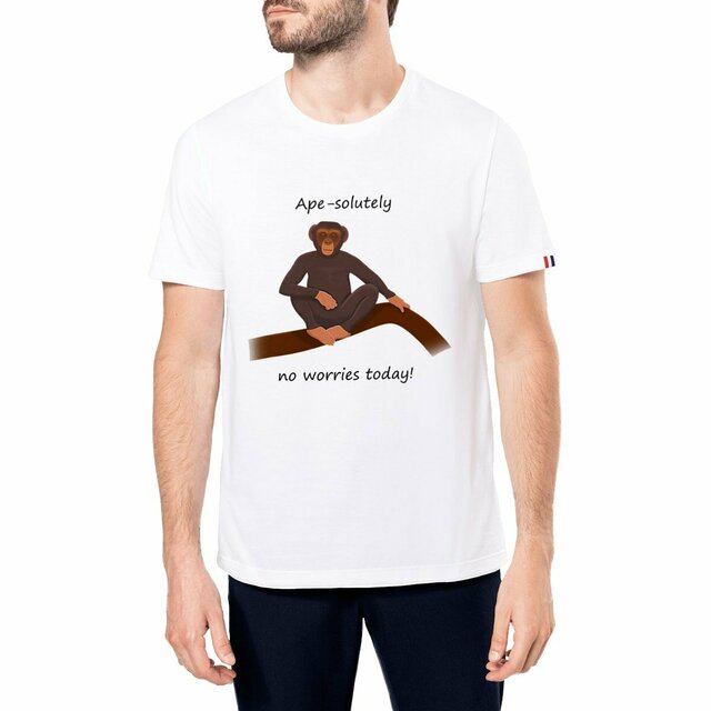 Image front  QT Shirt Men | Chimp Chill | No Worries