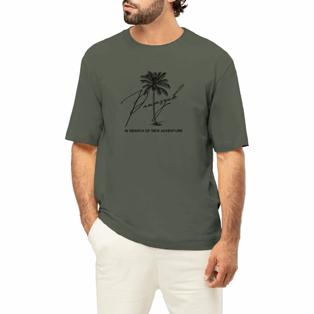 Image front Unisex OVERSIZED t-shirt "IN SEARCH OF NEW ADVENTURE"