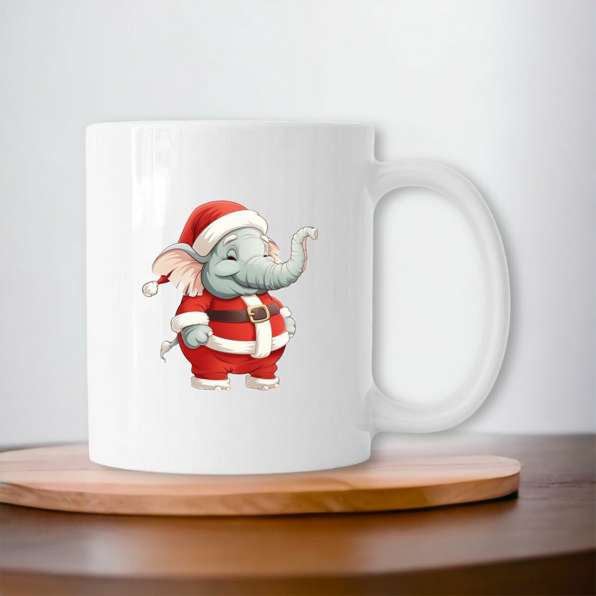 Image front Mug céramique éléphant père noël : un cadeau festif et unique