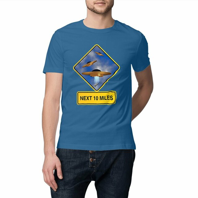 Image front ❀ T-Shirt Mi-Épais Unisexe ~Premium+ ✦ UFO ALERT [🌐 EN] ✨