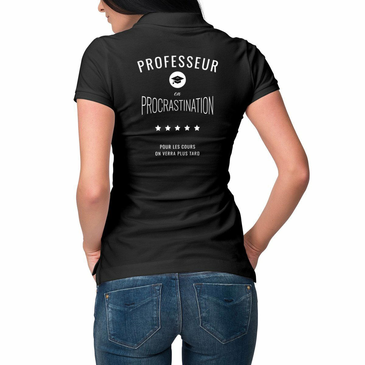 Image front ❀ Polo Mi-Épais Femme ~Premium Visuel Devant & au Dos /Couleurs Polo sombres/ ✦ PROCRASTINATION [🌐 FR] ✨