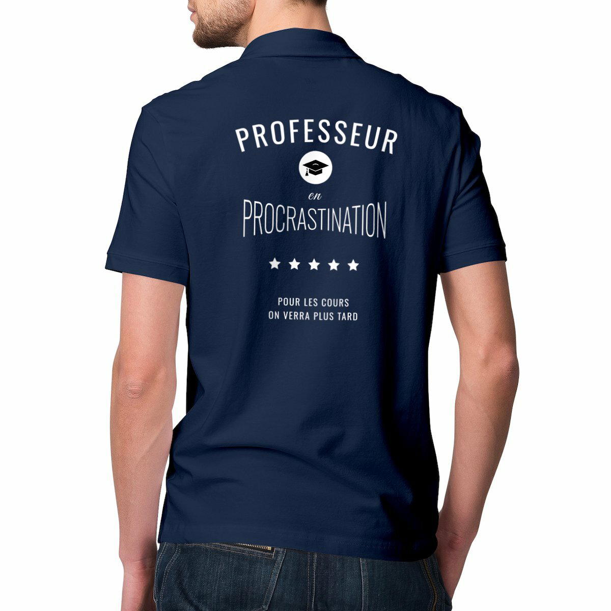 Image front ❀ Polo Mi-Épais Homme ~Premium Visuel Devant & au Dos / Couleurs Polo Sombres / ✦ PROCRASTINATION [🌐 FR] ✨