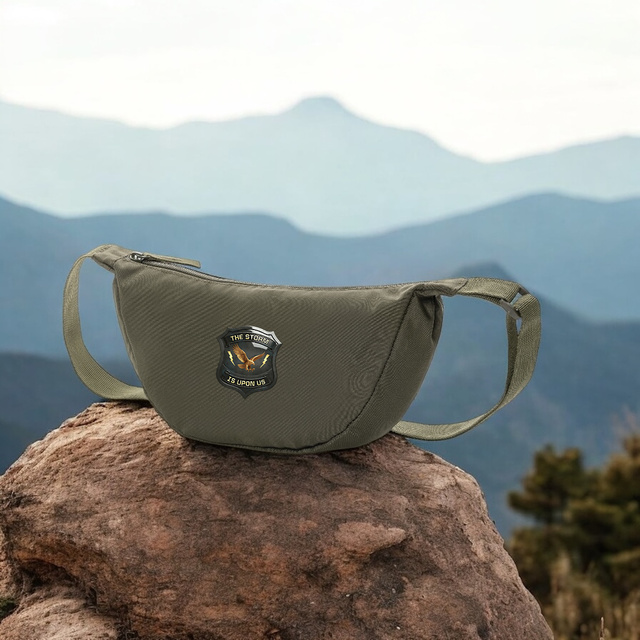 Image front ❀ Sac Banane En Polyester Recyclé ~Premium ✦ THE STORM IS UPON US [🌐 EN] ✨