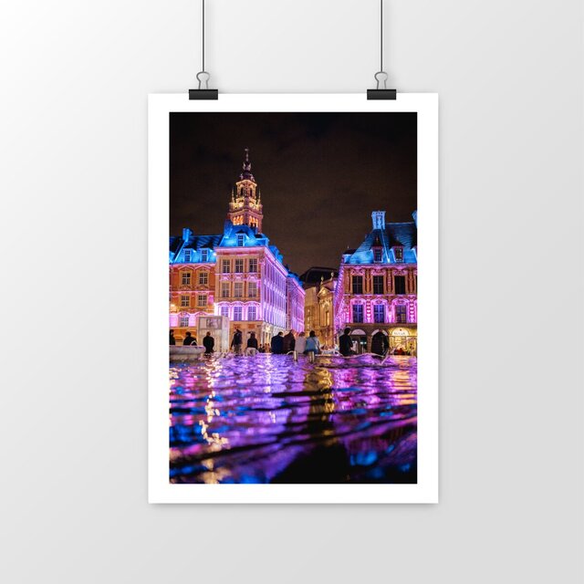Image front LILLE Grand-Place, octobre rose