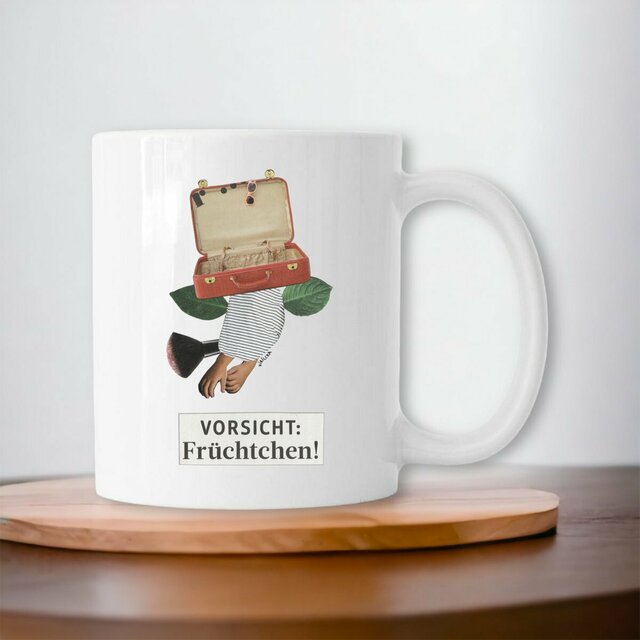Image front VORSICHT FRÜCHTCHEN! - Becher mit originellem Handmade-Design von kirillka