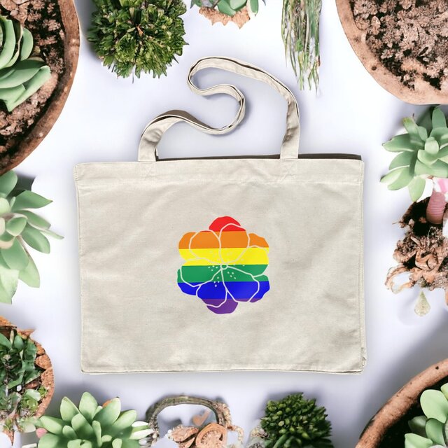 Image front Shopping bag Premium en coton et polyester recyclés. Fleur LGBTQIA+ imprimée en France