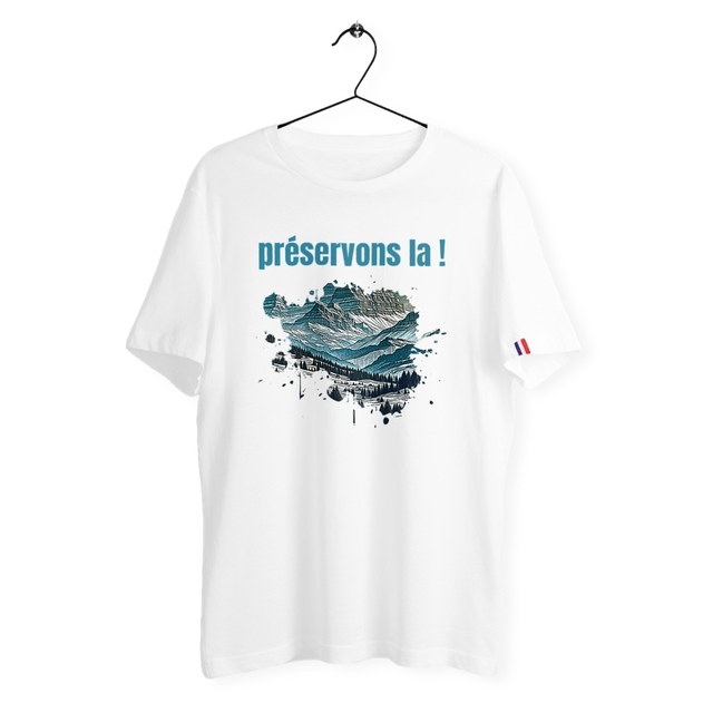 Image back T-shirt Homme Made in France en coton biologique. Slogan : Préservons la ! Image Montagne imprimée en France