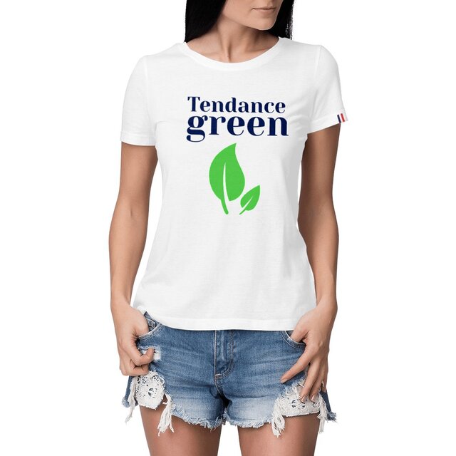 Image front T-shirt Femme militante écolo Made in France - Coton peigné organique 