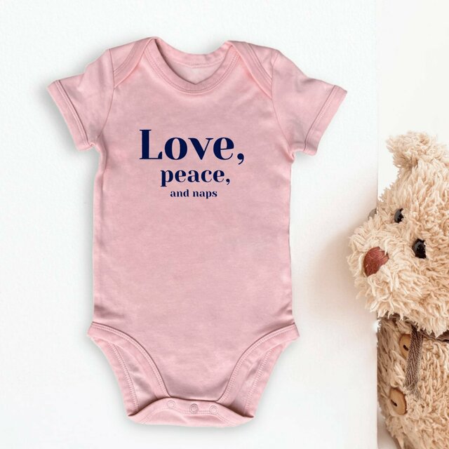 Image front Body bébé coton biologique - Love, peace, and naps - Douceur et sécurité pour bébé