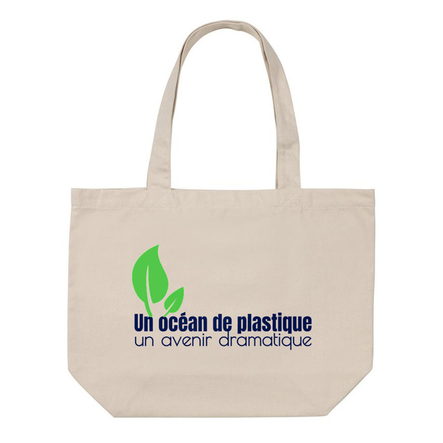 Image front Shopping bag militant écologique. Un océan de plastique, un avenir dramatique