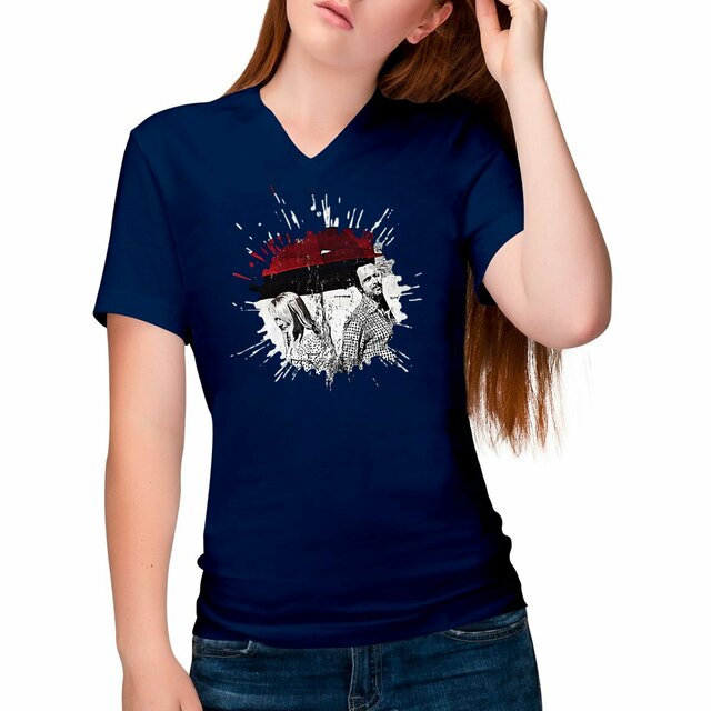 Image front T-shirt Femme Col V durable. Design singing in the rain imprimé à la demande en France