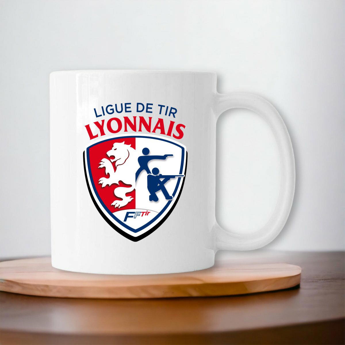 Image front ☕ Mug Céramique Officiel - Chaleur et Esprit Ligue