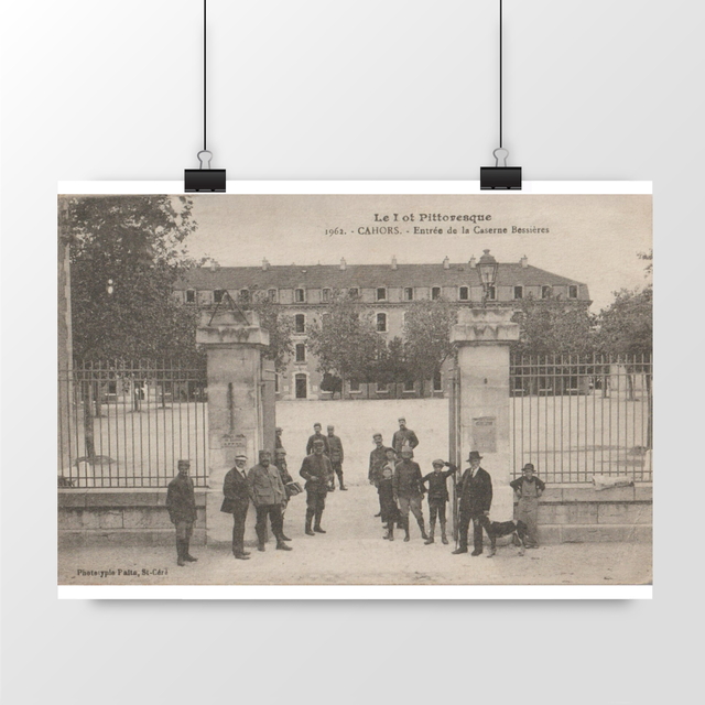 Image front Affiche CAHORS - Entrée de la Caserne Bessières - 1917