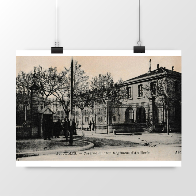 Image front Affiche NIMES - La caserne du 19° Régiment d'Artillerie - 1915