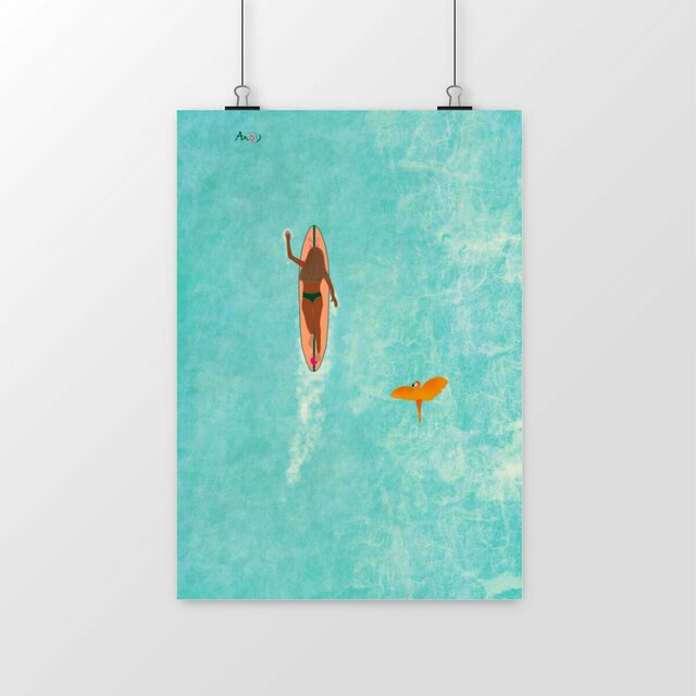 Image front Poster ~ Surfeuse au large
