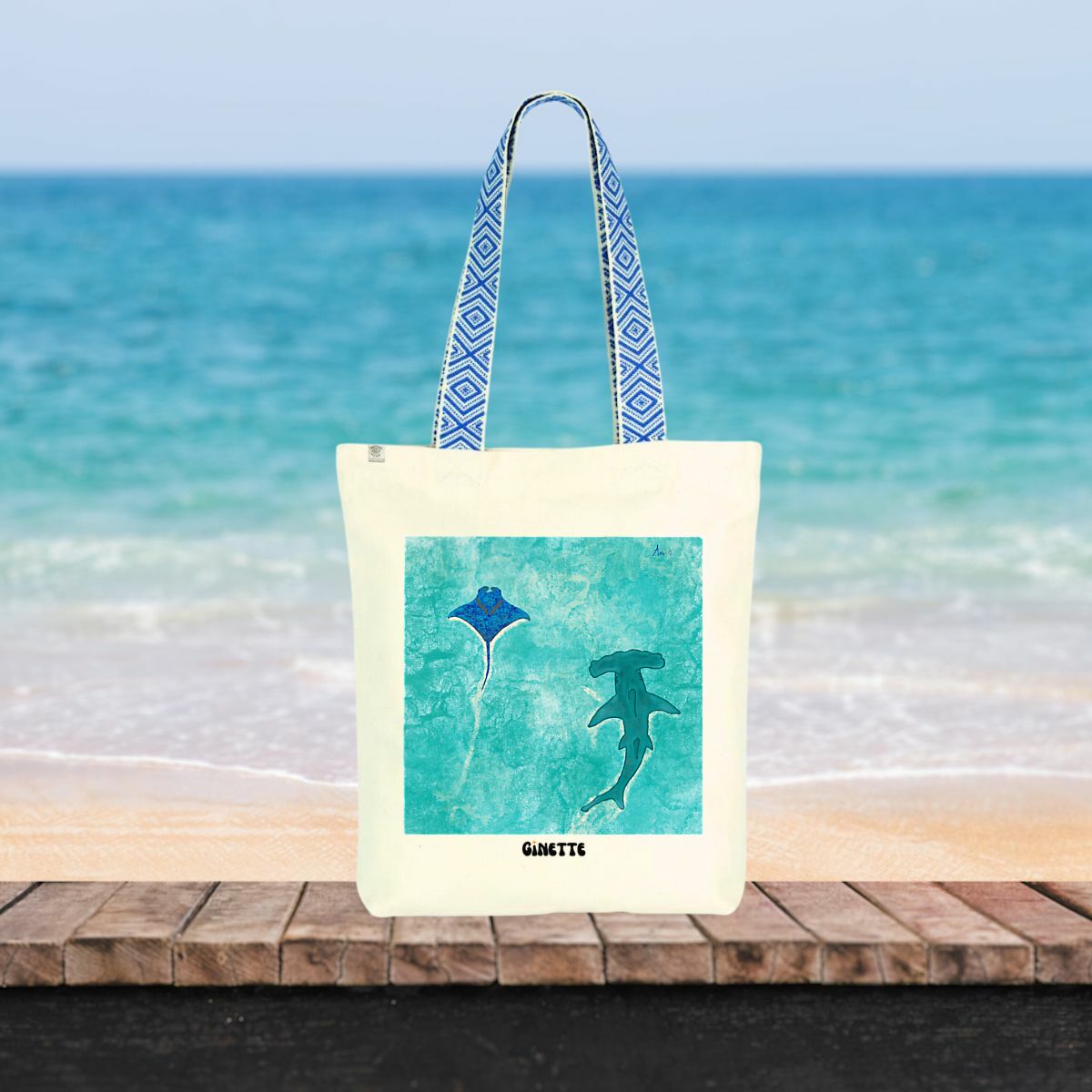 Image front Sac ethnique ~ requin dans les vagues 