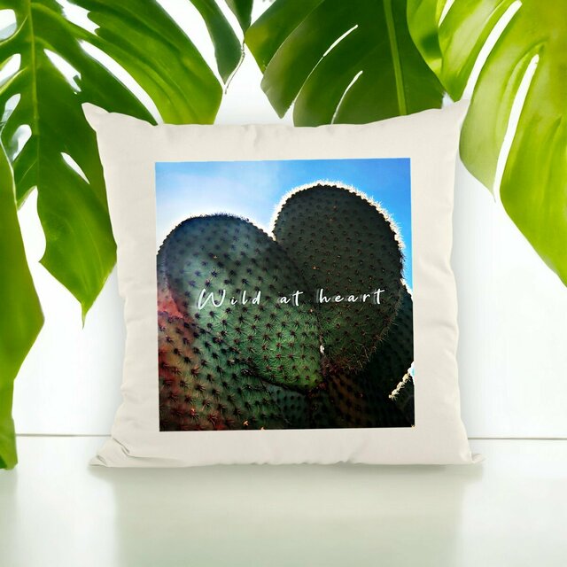 Image front Wild at heart : coussin label commerce équitable