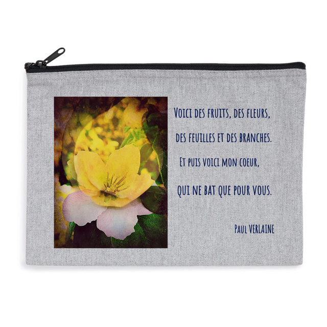 Image front fruit et fleur : pochette coton et polyester recylés