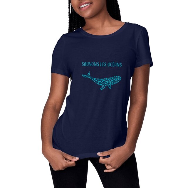 Image front T-shirt femme sauvons les océans baleine