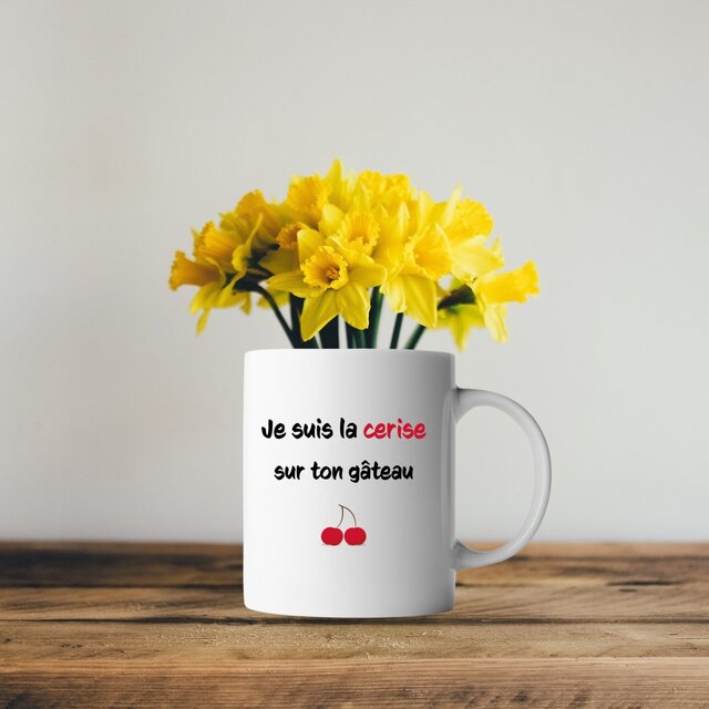 Image front Mug céramique je suis la cerise sur ton gâteau