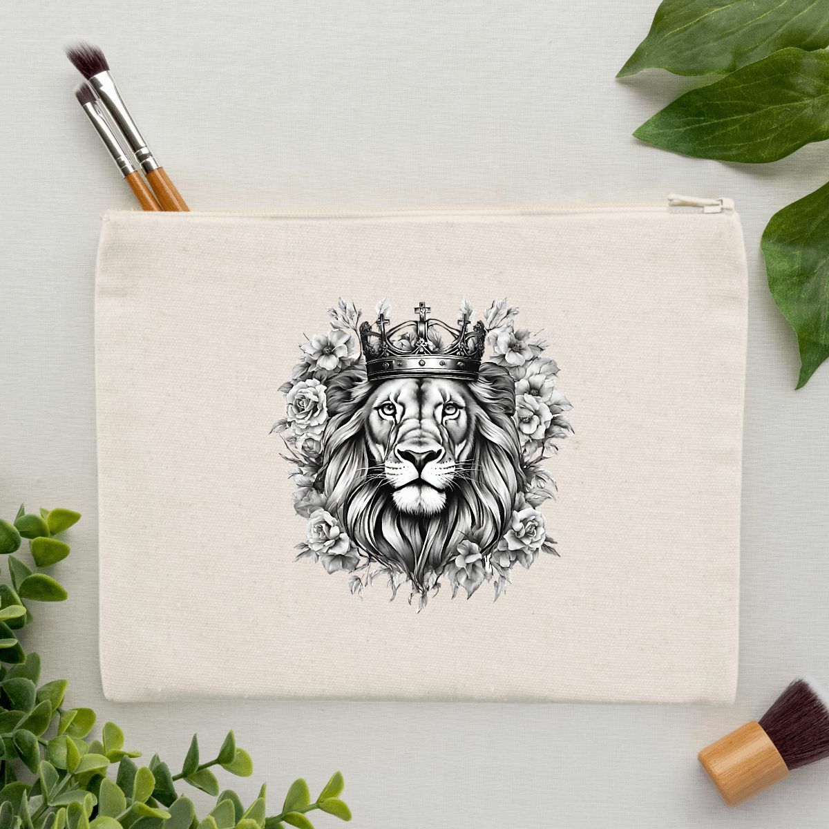 Image front Pencil Case "Strong Lion"