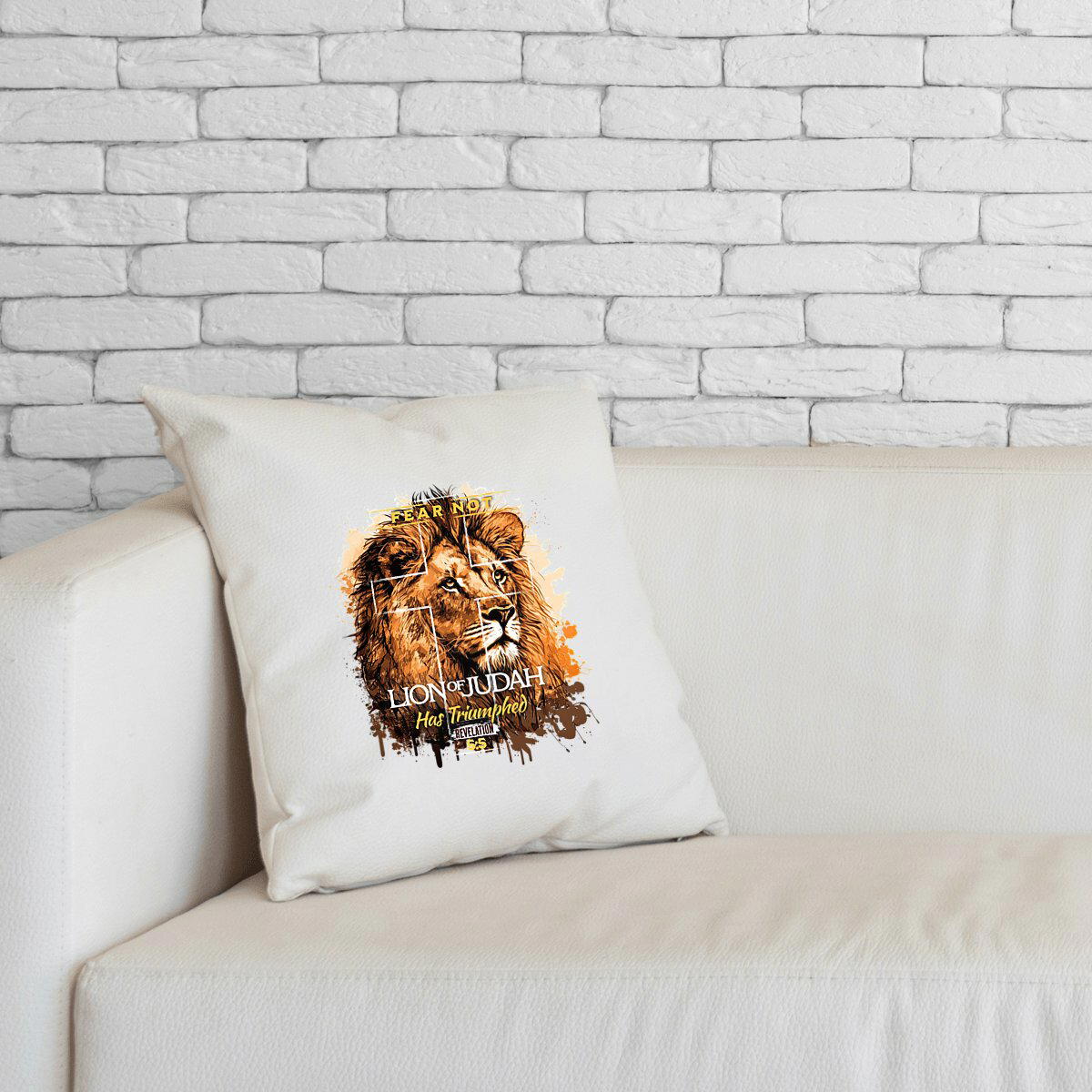 Image front Cushion  Premium+ fear not lion of Judas