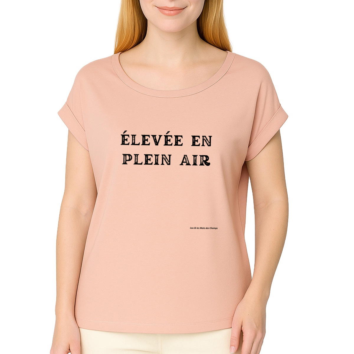 Image front T-shirt femme biologique manches à revers élevée en plein air