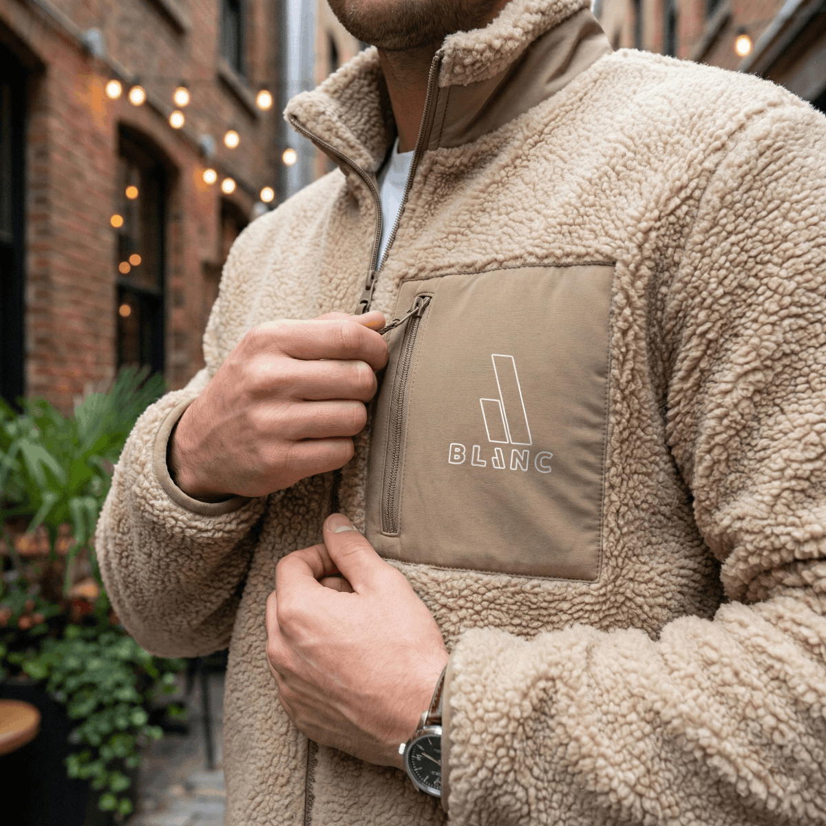 Image front Breaker - Sherpa