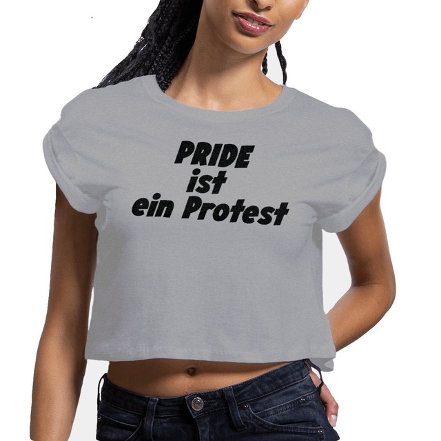 Pride ist ein Protest - "Womens*" crop top 