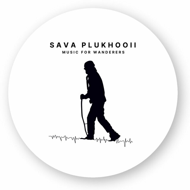 Image du produit Round Sticker with Hiker Design