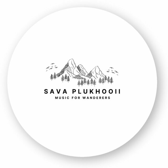 Image front Round Sticker with Mountain Design